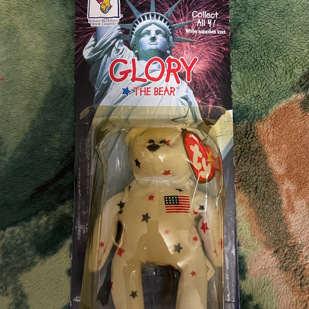 Ty Glory the Bear with Statue of Liberty Design